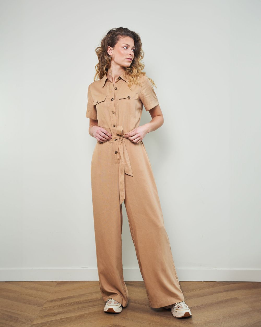 simple, simplethebrand, mode, fashionphotography, fotografie, blosh, modekleding, sony, profoto, model, jodylynne