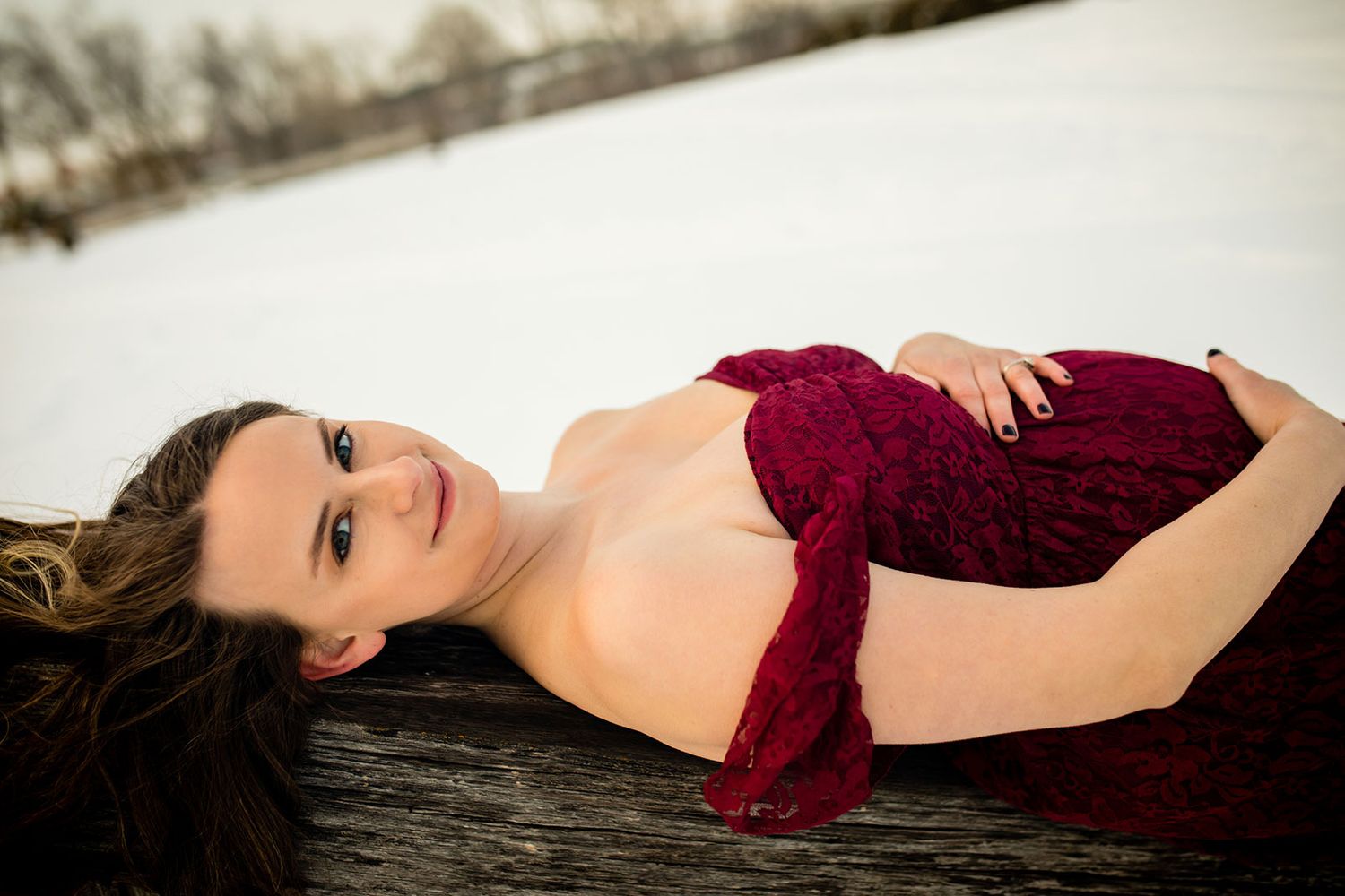 Winter Maternity Photo Session in Elkhorn, NE - BrightSide Photography