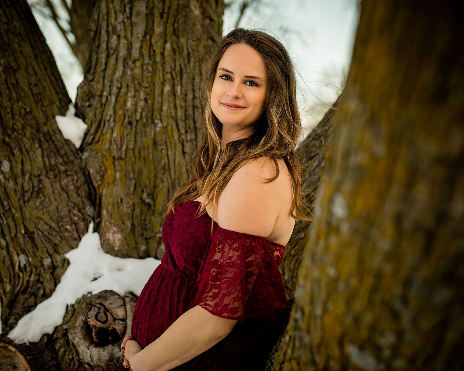 Snowy Winter Maternity Photo Session in Omaha, NE - BrightSide Photography