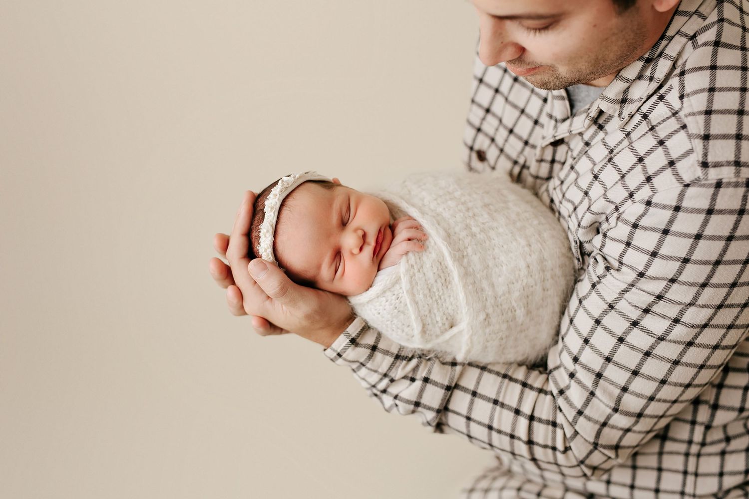 Camp Hill PA Newborn Photographer || Dana Carvell Photography