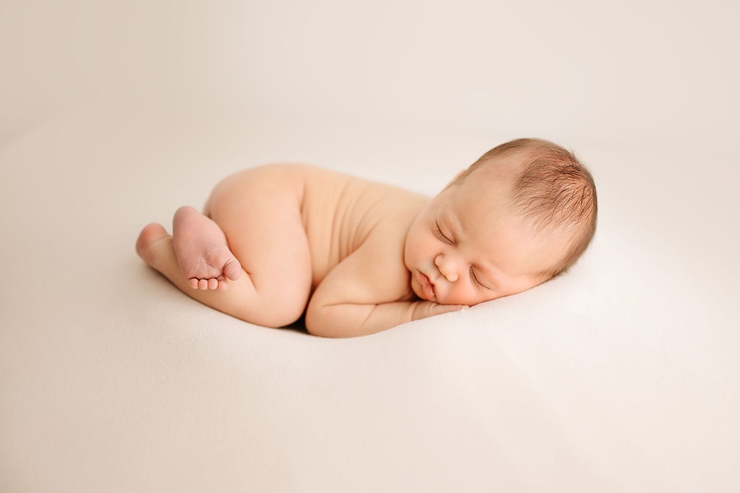 Harrisburg PA Newborn Photographer | Dana Carvell Photography