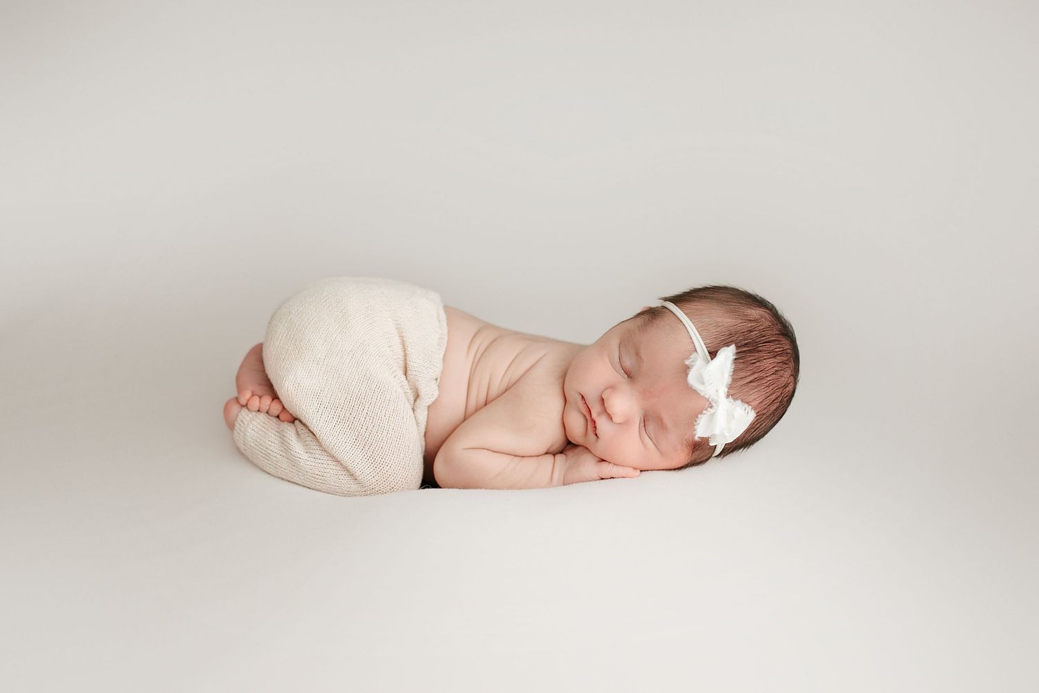Mechanicsburg Newborn Photographer || Dana Carvell Photography