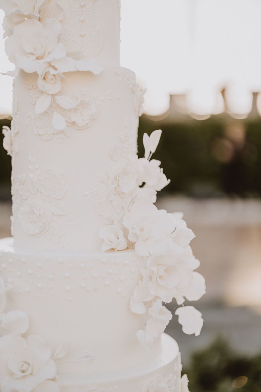 Close up of a wedding cake detail made by Cakes By Ron at the Ringling Museum in Sarasota, Florida.