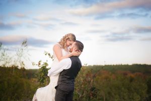 Golden hour, vineyard, wedding photography, Lizet Land Photography