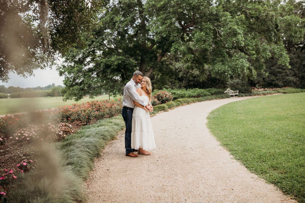 Lafayette, Louisiana based Wedding + Family Photographer