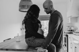 A cozy at-home maternity session in Belleville, Ontario