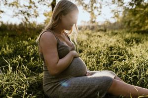 Belleville Ontario, Belleville Photographer, Maternity Session, Mom to be, Potters Creek, Maternity Photos, Belleville Family Photographer
