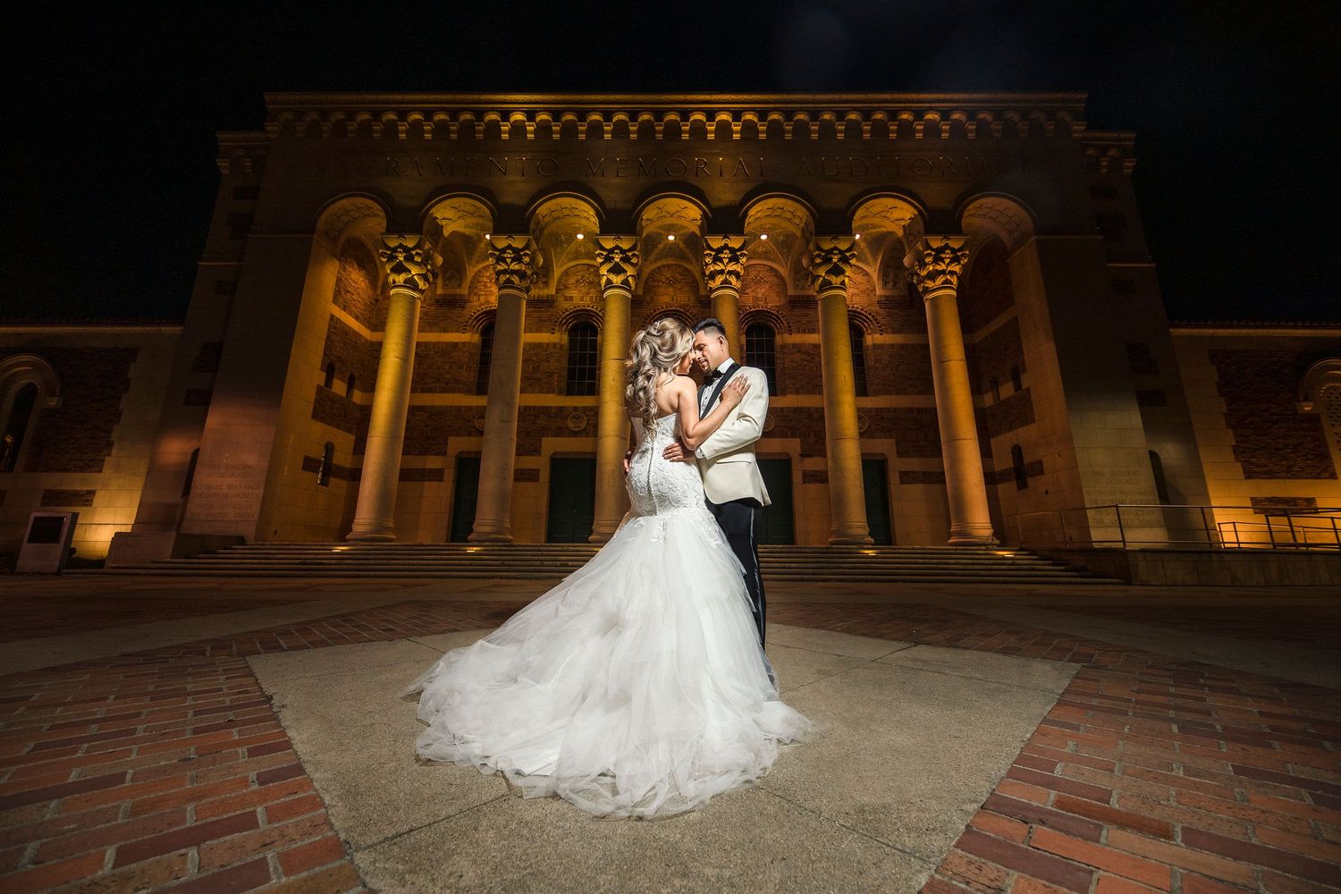 Luxury wedding photography in Sacramento CA with editorial and candid style