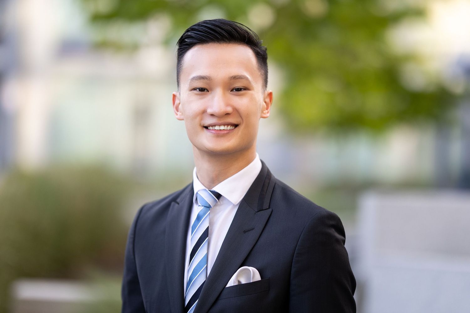 Vancouver BC Headshot Portrait Photos - Sweet Dreams Photo Studio