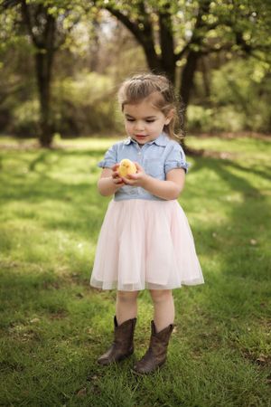 Wedding Photographer, Equine Event, Second Shooter in East Tennessee, TN, near Chattanooga, TN and North GA area. Family