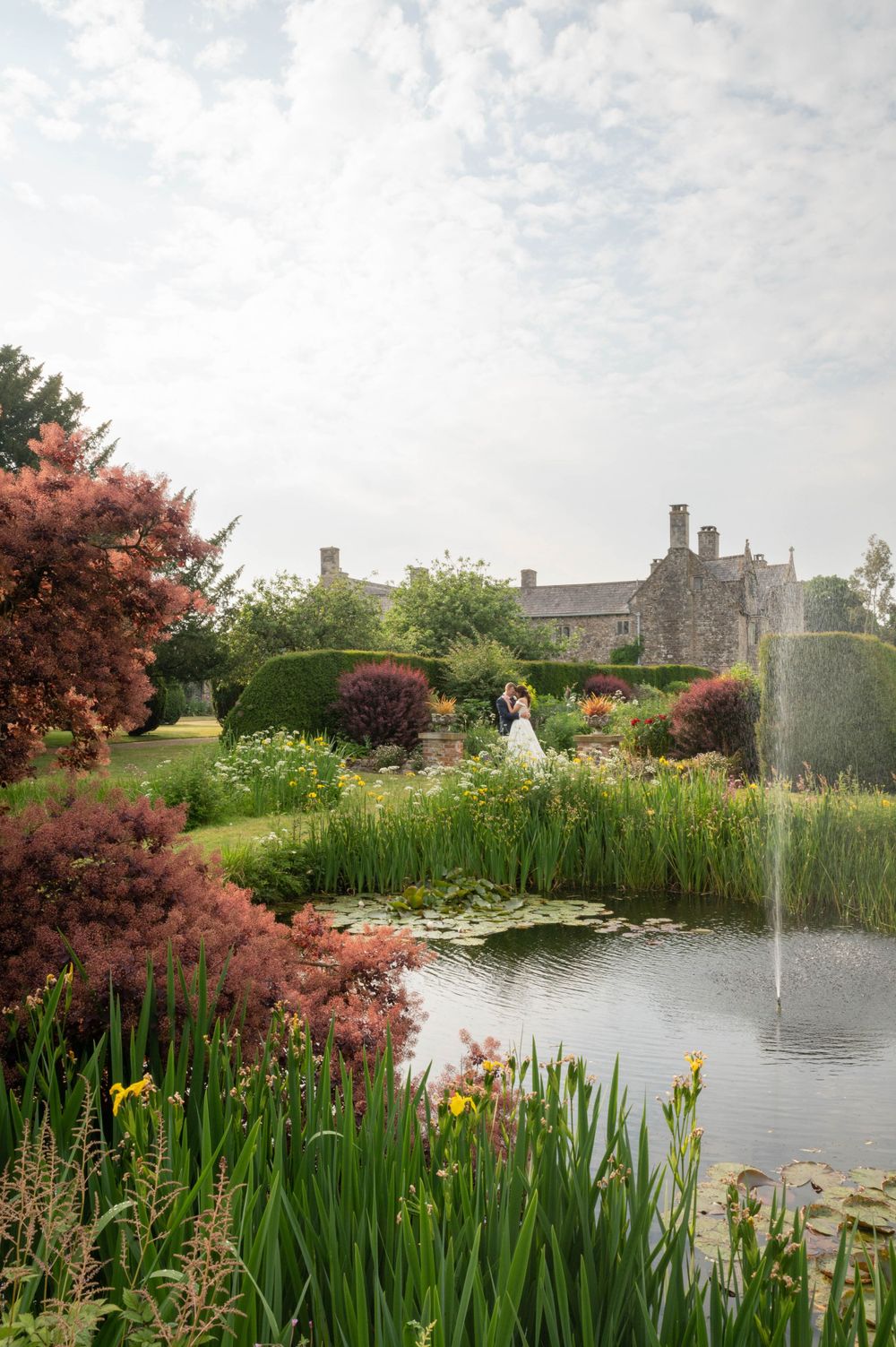 Cadhay House Wedding Photography. #devonweddingphotographer #devonwedding #cadhayhouse #weddingphotographerdevon
