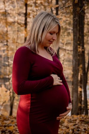outdoor maternity session/Richfield county park/michigan