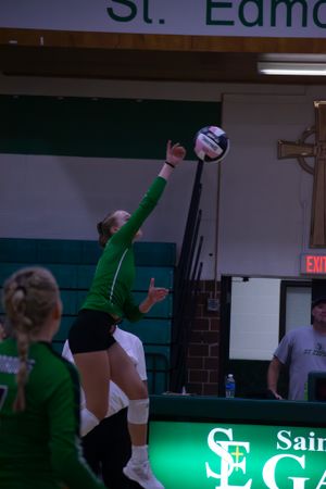 Storm Lake High School Women's Volleyball Players.