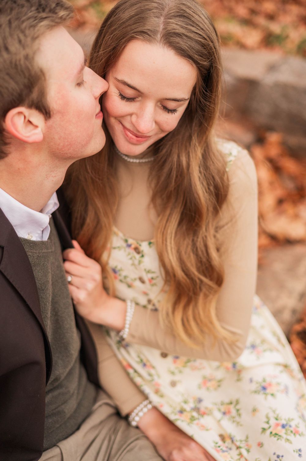 Elegant and classy fall engagement session at Woodward Park, Tulsa, Oklahoma.
