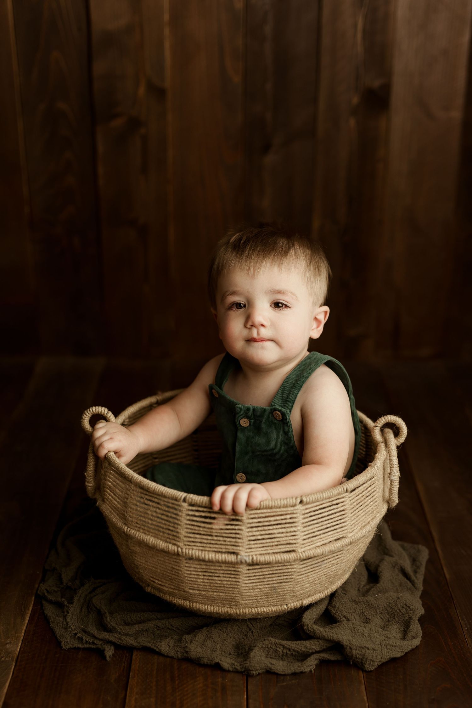wichita cake smash photographer, cake smash photos near me, baby birthday photoshoot wichita