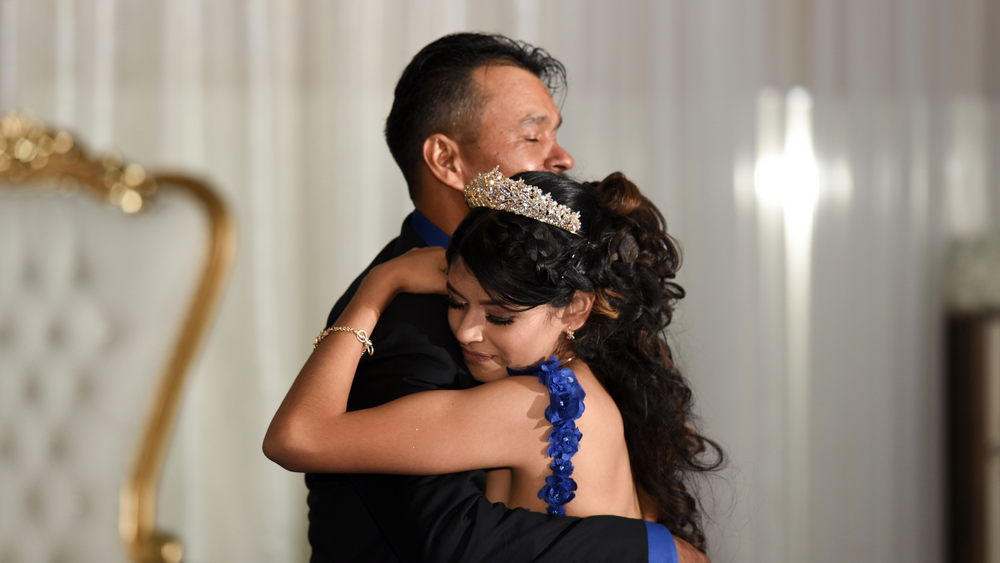 How Much Does a Quinceañera Cost in 2024? fotolilly photography