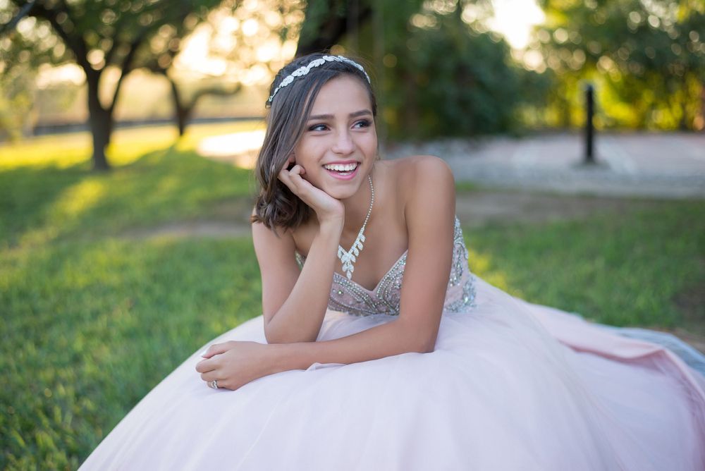 girl sitting down. Hidalgo pump house. Hidalgo, texas. wedding photography
