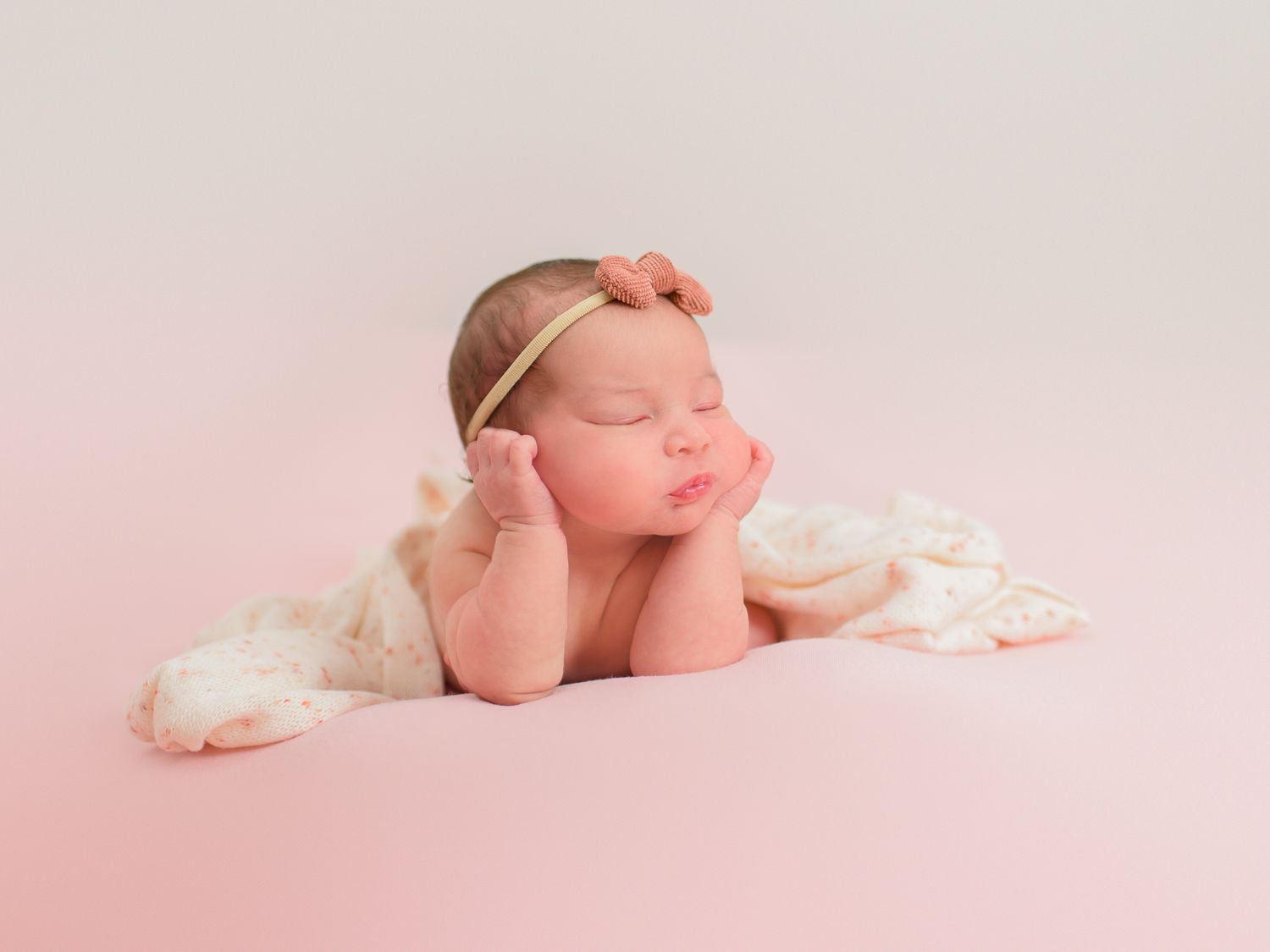 Durham NC Newborn Photographer | Newborn photographer in Durham North Carolina