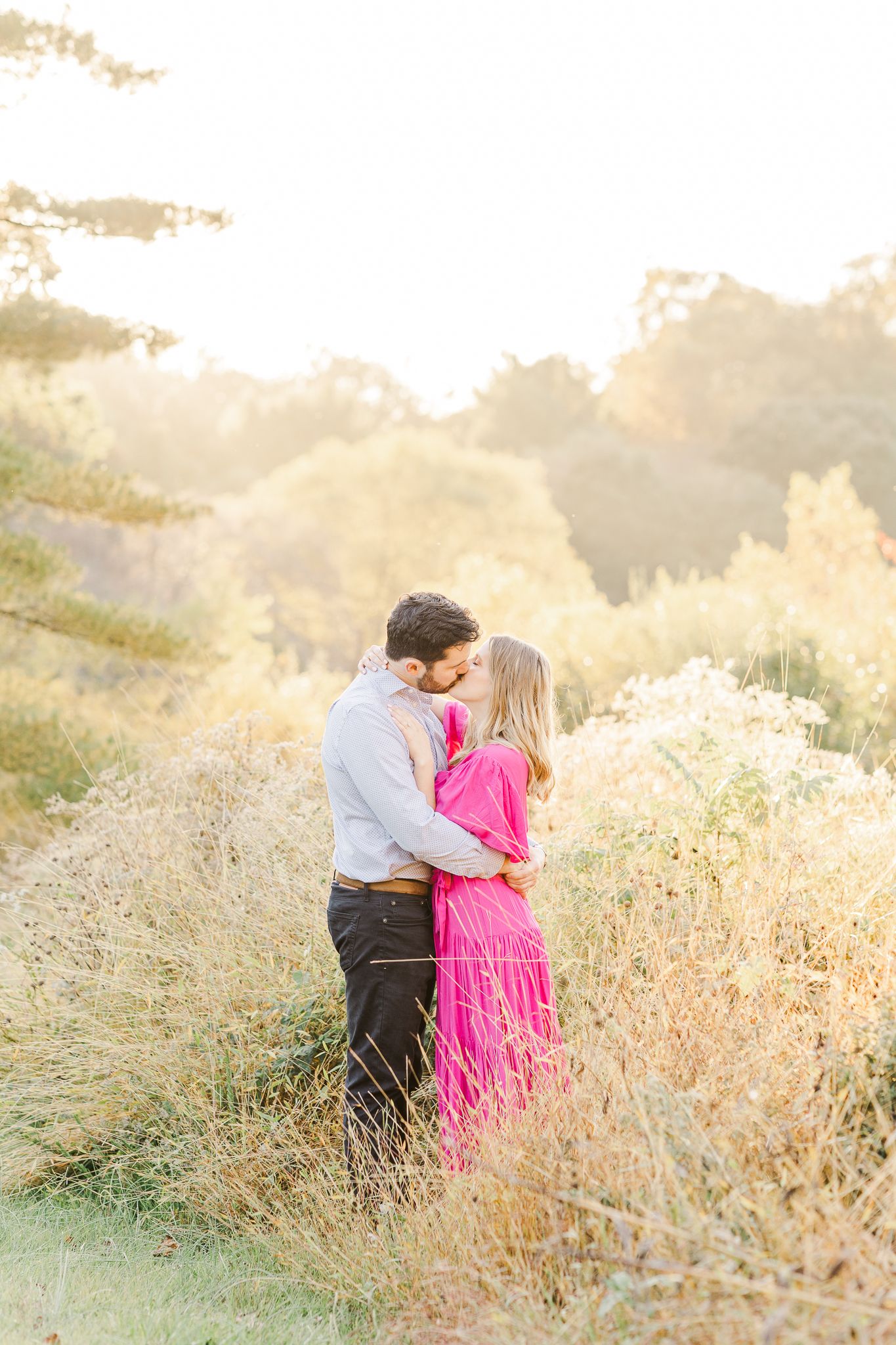 MEADOWLARK GARDENS ENGAGEMENT PICTURES