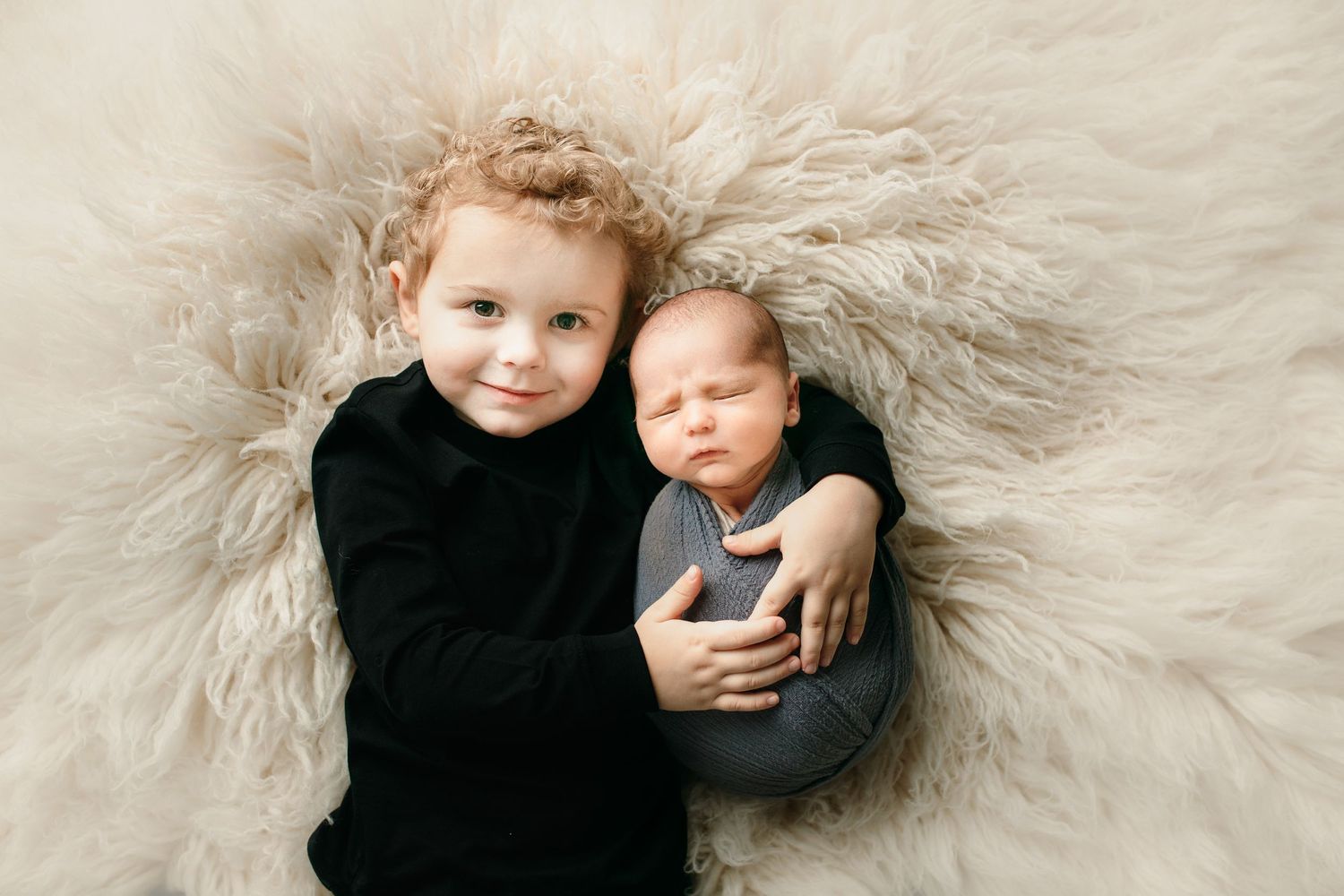 Jackson ohio newborn studio photography siblings