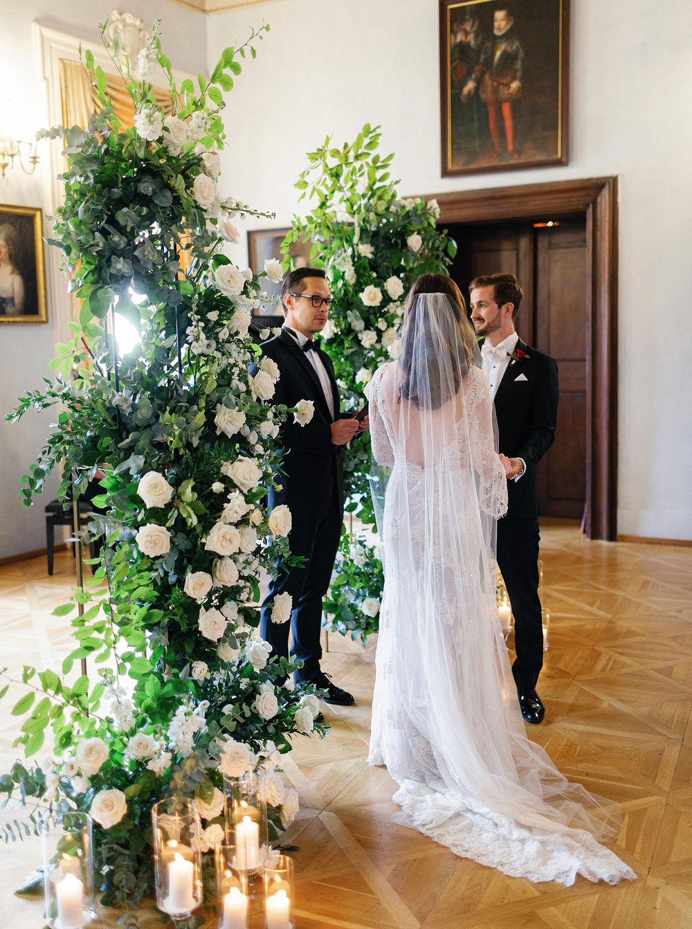 Elegant wedding ceremony in Lobkowicz Palace.