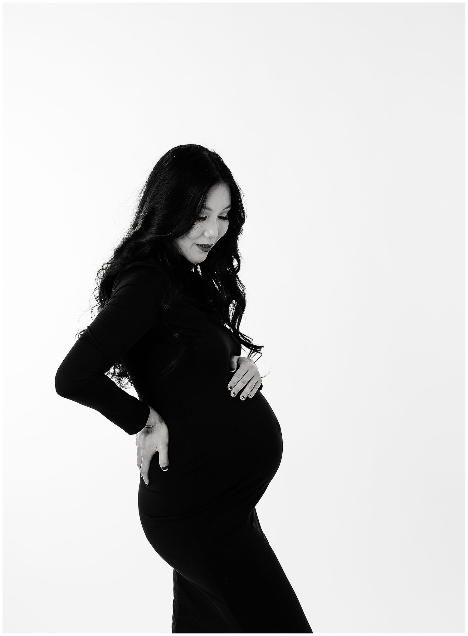 austin maternity photographer by austin newborn photography modern maternity black and white portrait