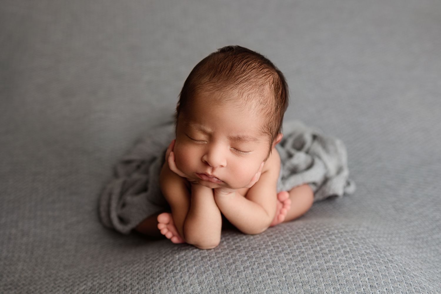 get newborn pictures taken, newborn photography packages, miami baby photography