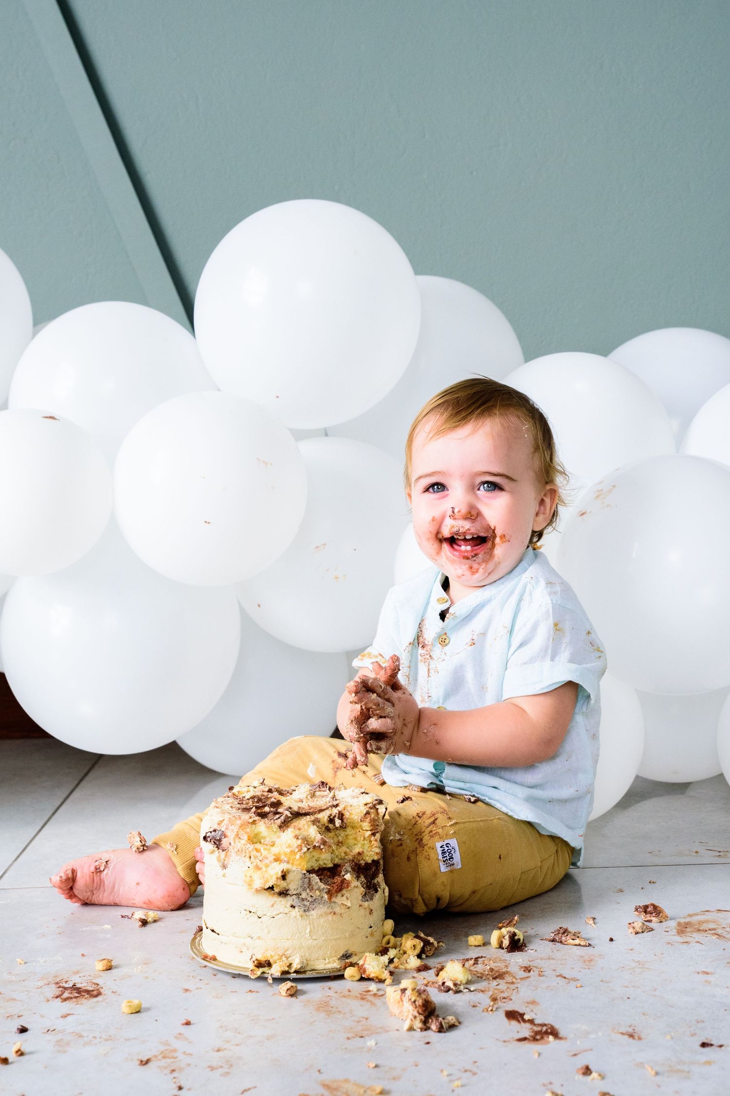 Cake smash photoshoot investments packages pricing Johannesburg Gauteng South Africa lifestyle photographer