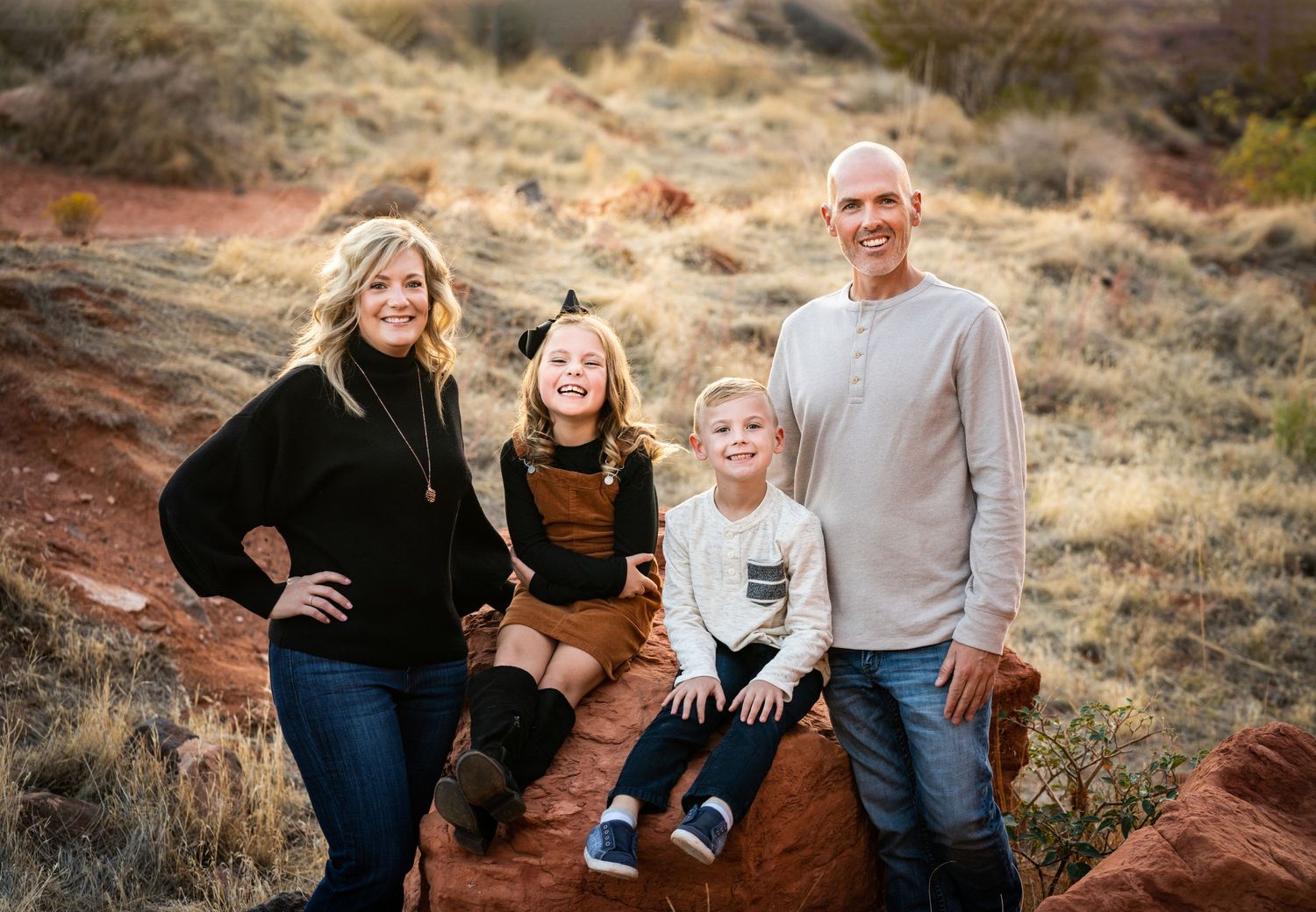 family-photo-taken-by-margie-temme-at-chuckwalla-trail