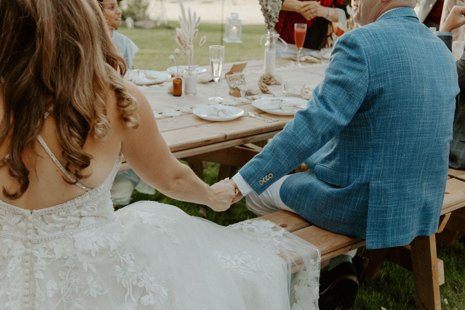 tiny moments on your wedding day