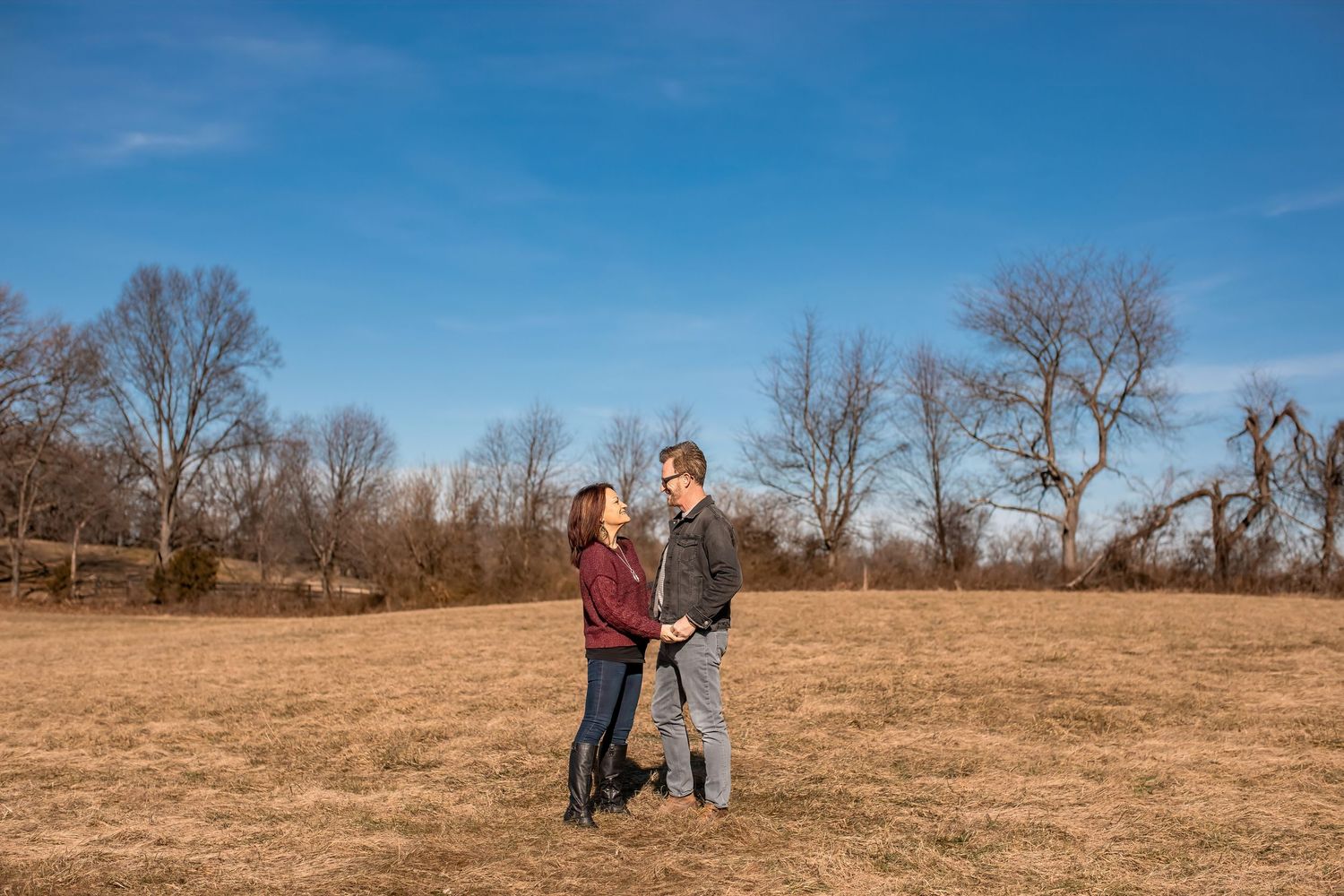 Indiana Couples Elopement Wedding Photographer - Engagement  Anniversary Photos in Fort Wayne. Northeast IN Photography