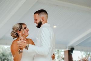 first dance wedding day big event marriage elope photographer local travel buffalo ny wny east aurora