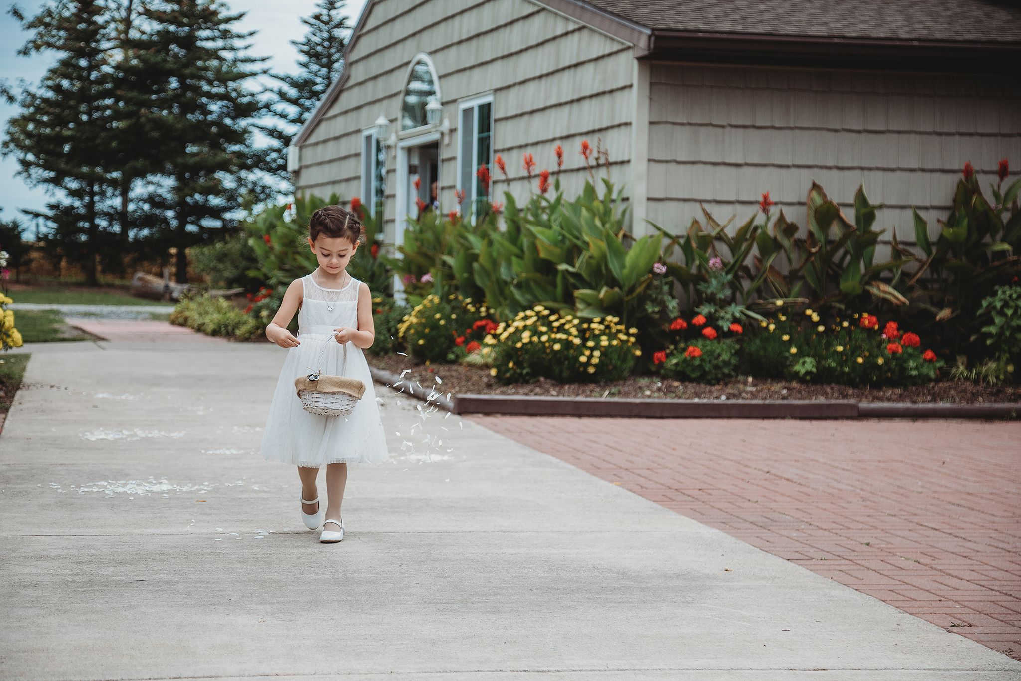 flower girl wedding day big event marriage elope photographer local travel buffalo ny wny east aurora