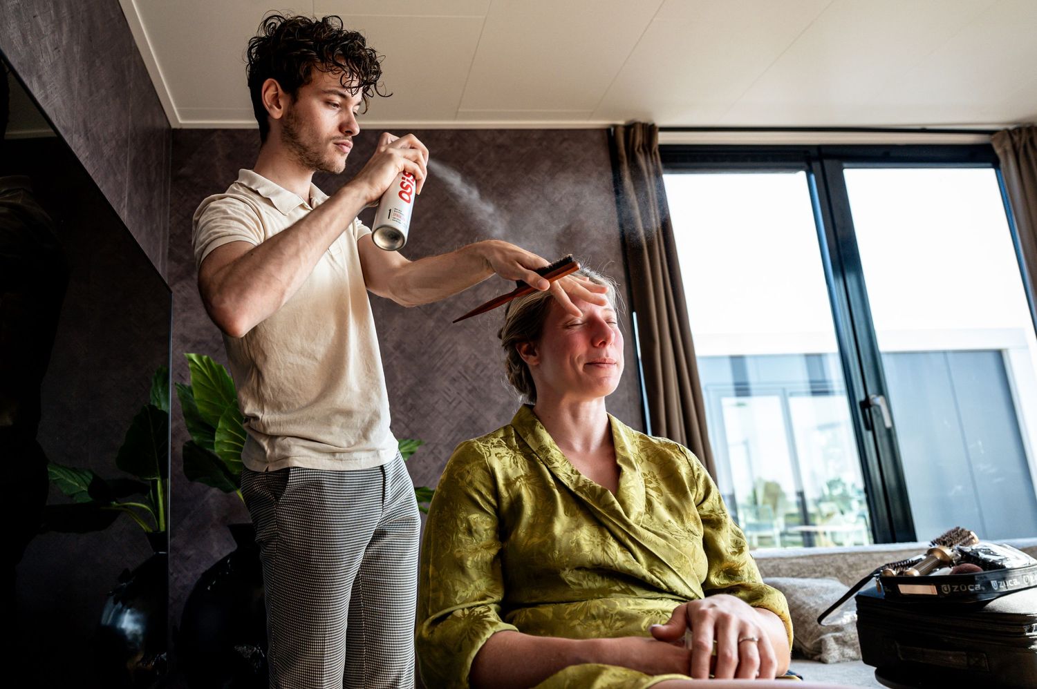 Bruiloft op het water met visagist Matthys Kuyvenhoven