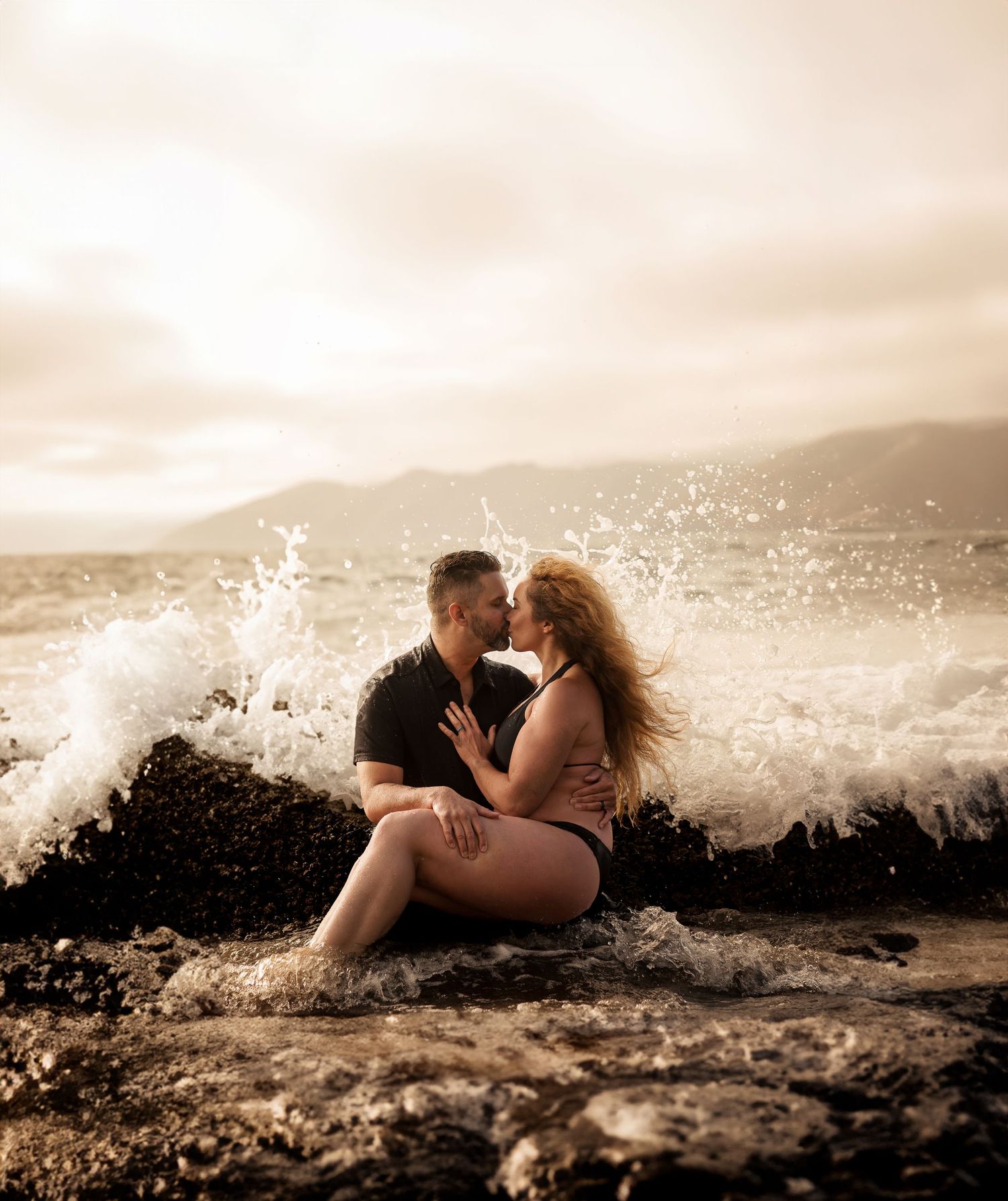 San Francisco ocean couples engagement session, Sacramento couples photographer, elopement photographer