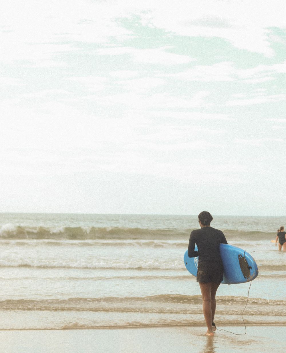Cinematic, storyteller, storytelling, photographer, Costa Rica, surfing girl