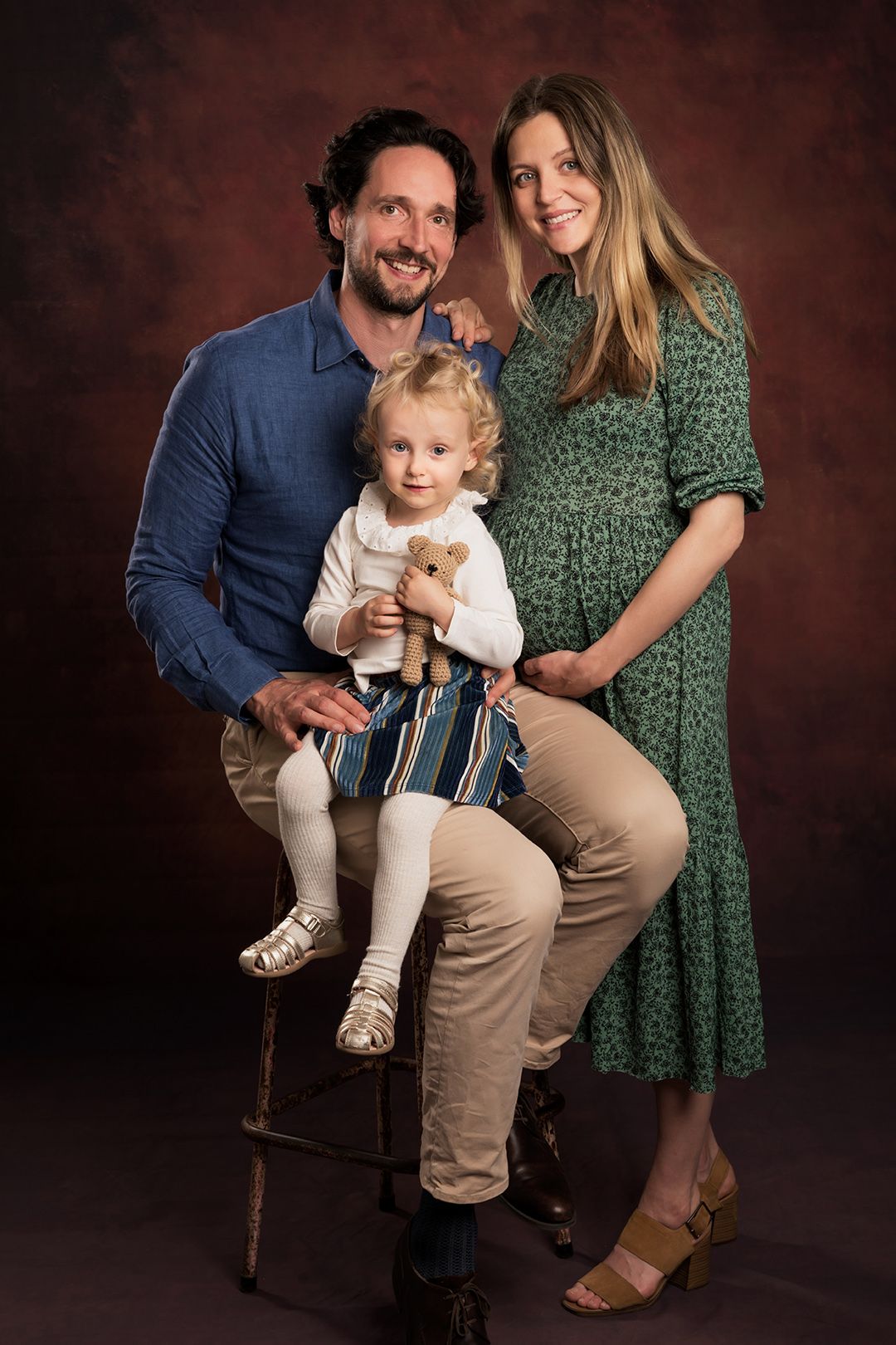 studio family portrait by Pepper Image