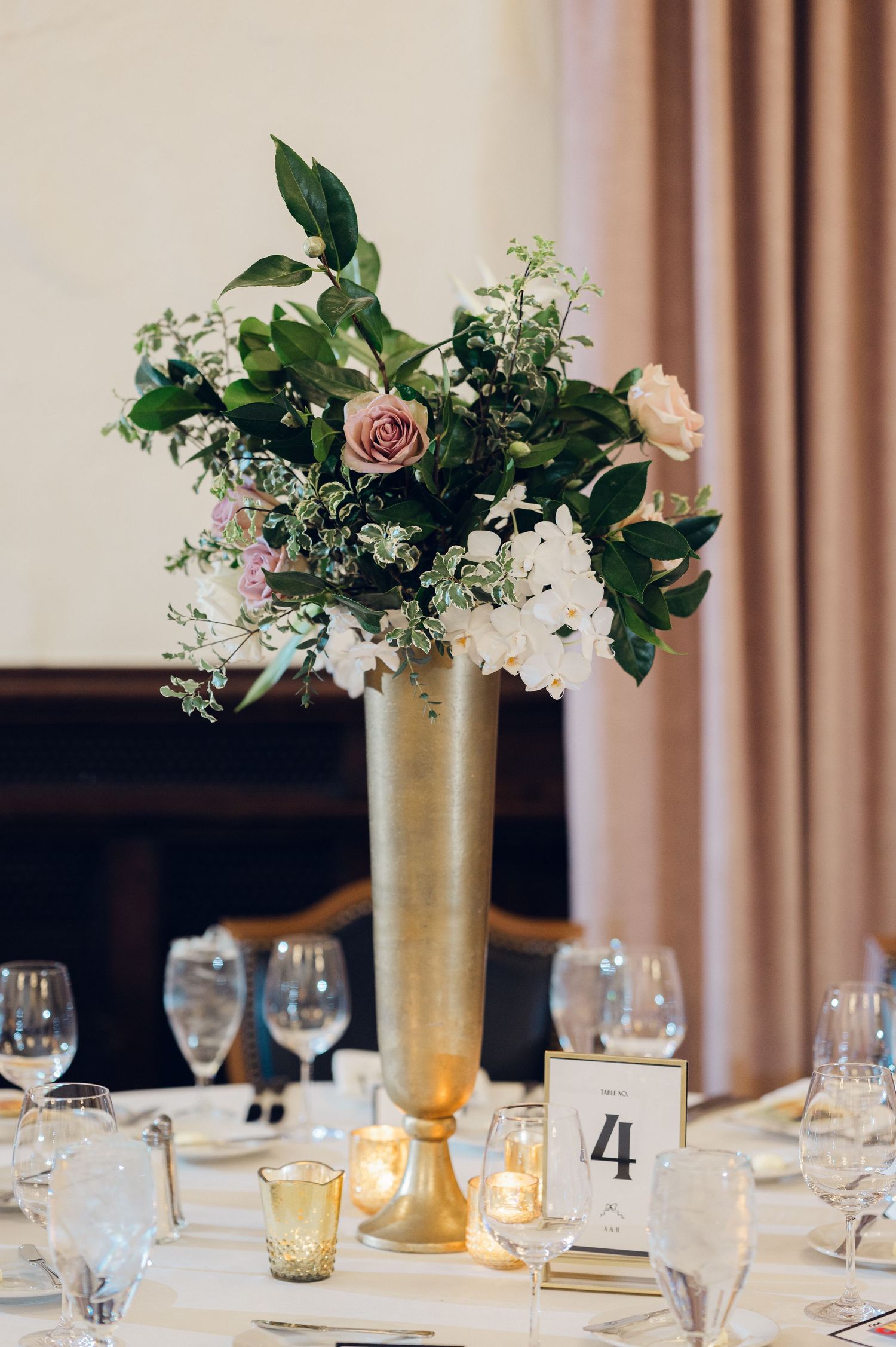 Michigan Shores Club Winter Wedding in Wilmette | Candace Sims Chicago Luxury Editorial & Fine Art Wedding Photographer