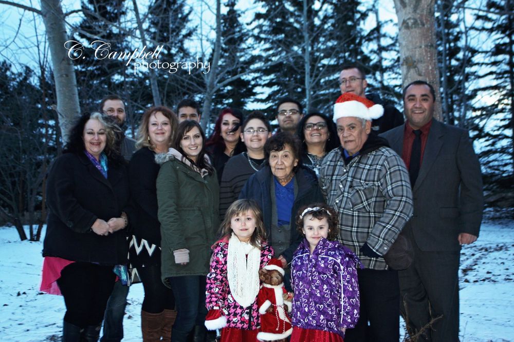 Large Family Portraits available. Lloydminster ALberta