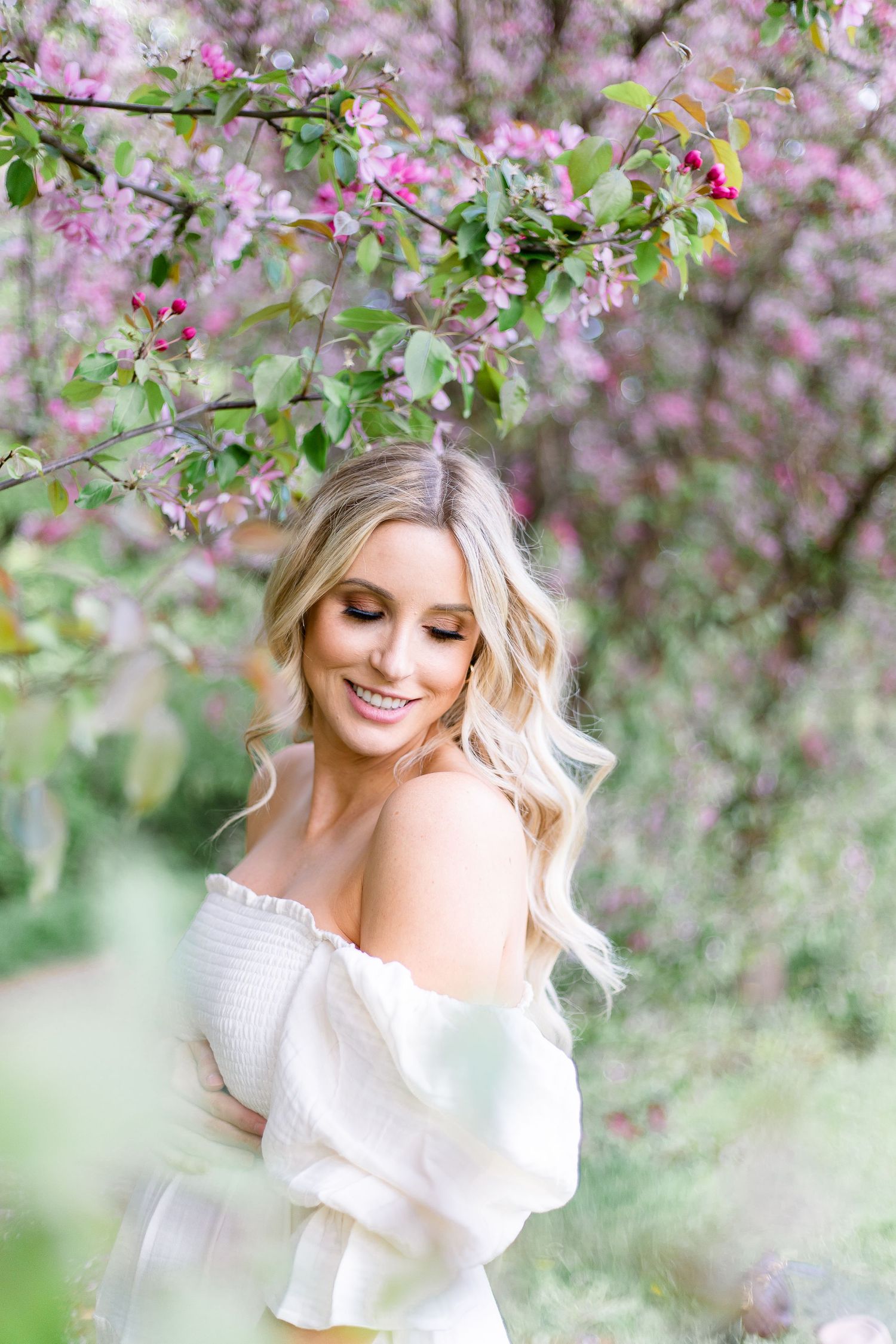 Lindsay June Photography - Maternity Photographer Edmonton