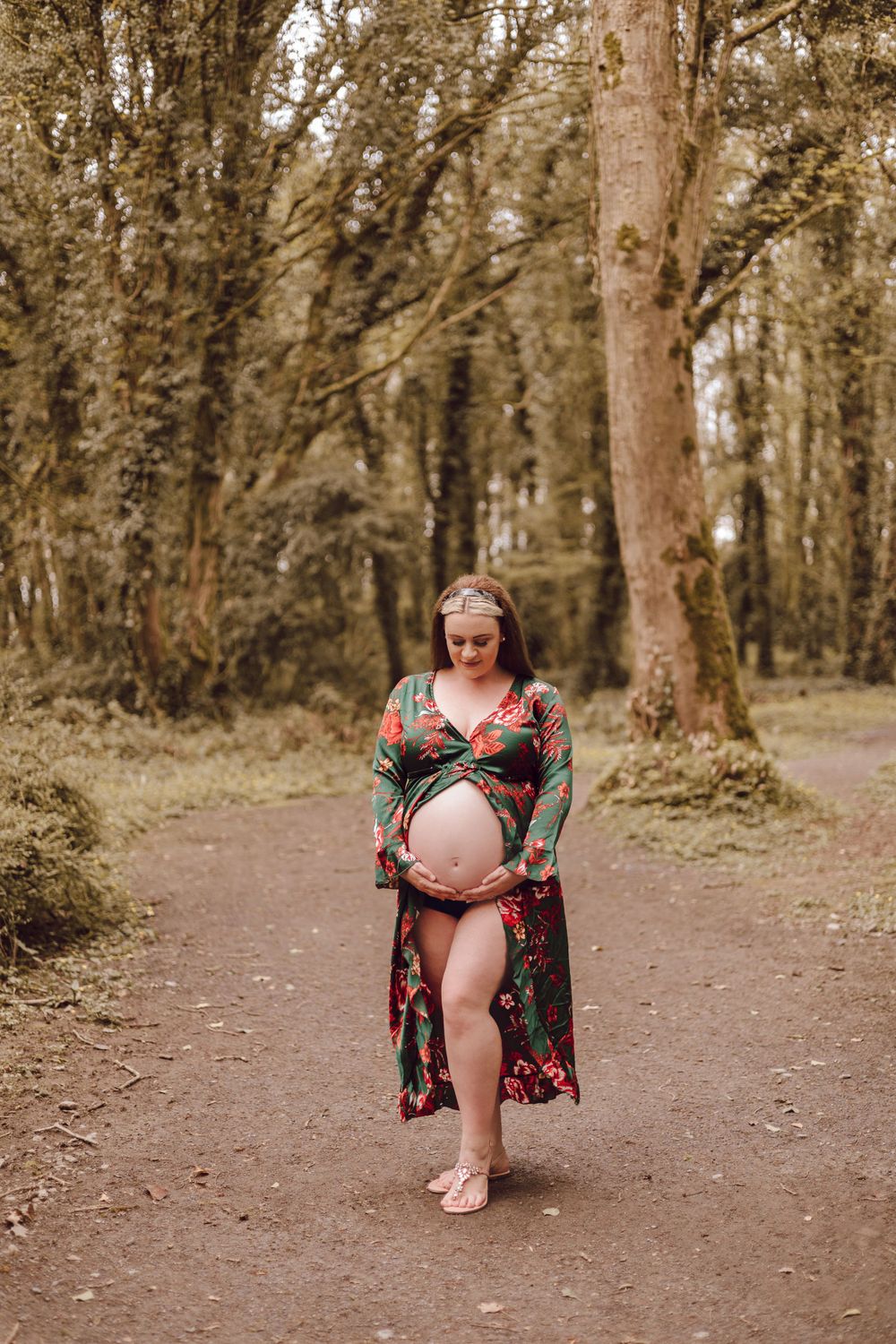 maternity photoshoot in the woods in mullingar