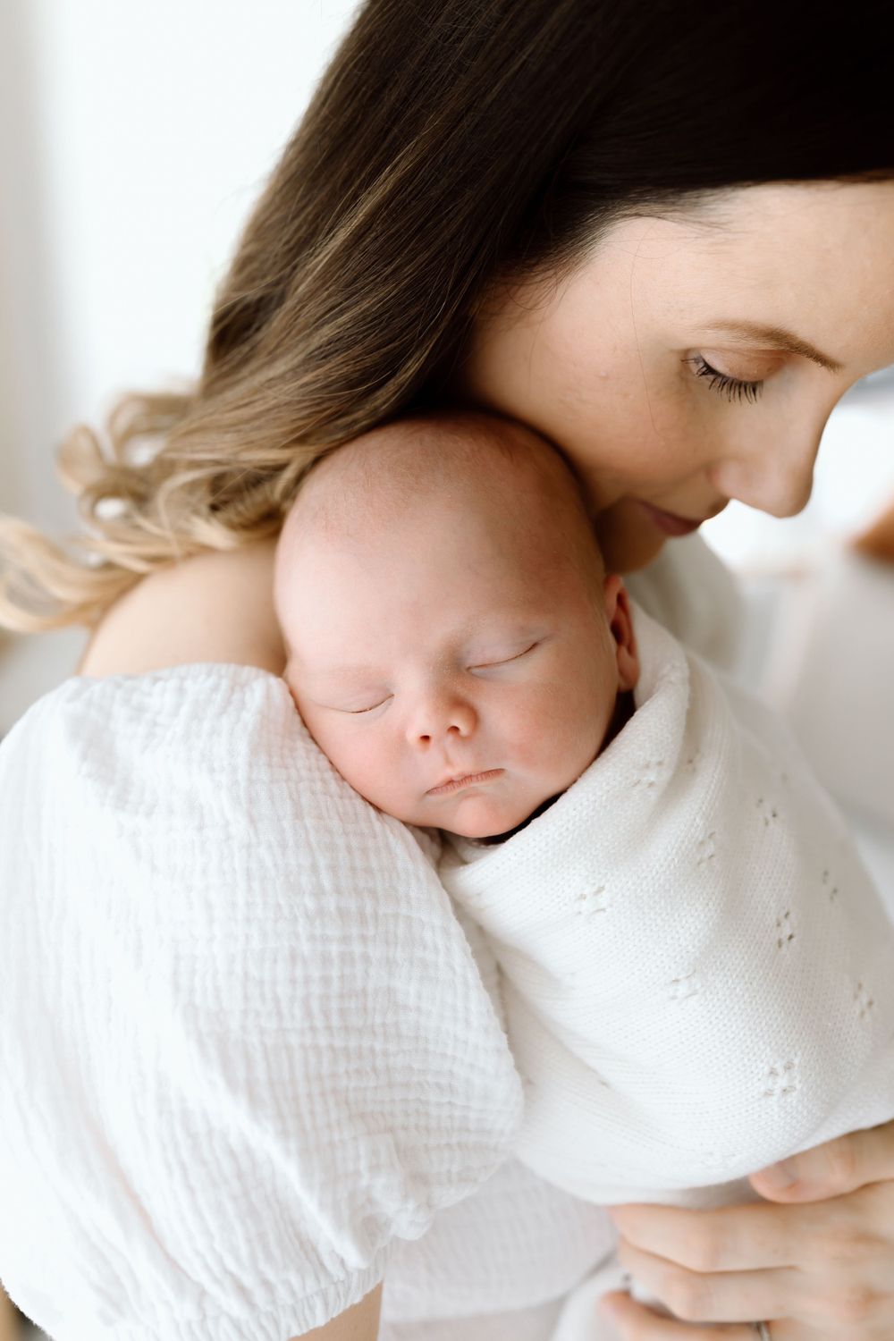 Newborn session, Brisbane newborn session, Brisbane inhome newborn session, capturing newborns, Bump to baby, motherhood