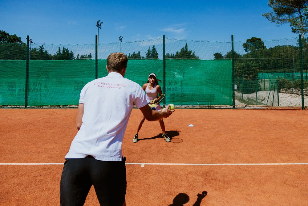 Stages de tennis pendant les vacances scolaires - Cadart Country Tennis Académie - France