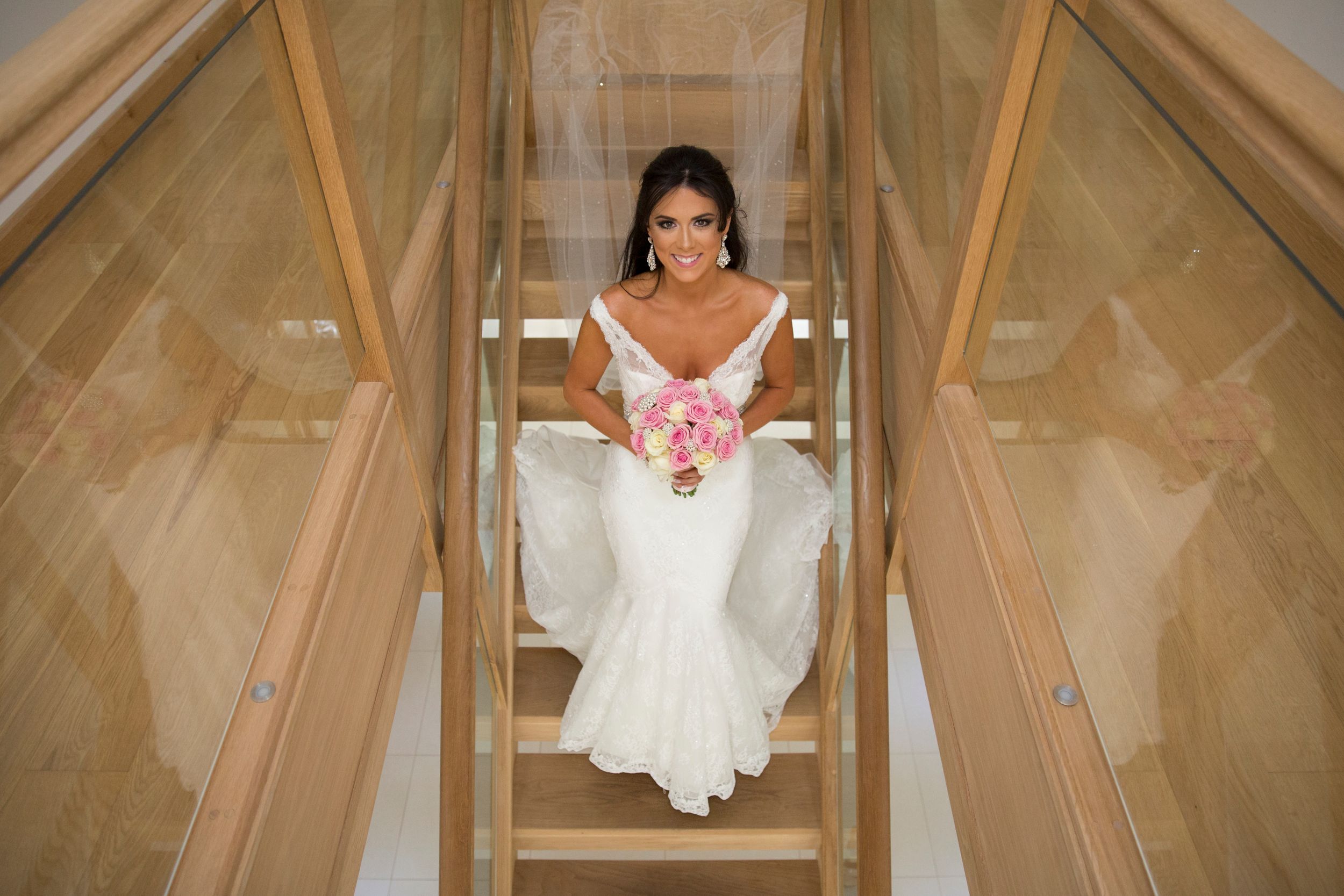 stunning Tanya Williams Sylen Lakes Wedding
