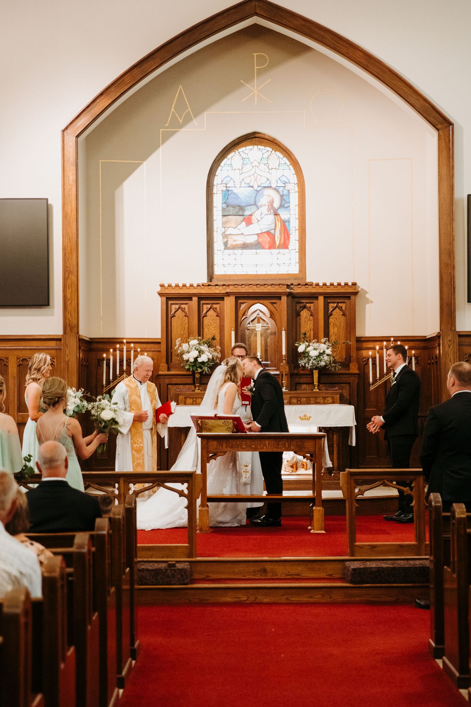 Ohio Photographer, Ohio Wedding, Wedding Photos, Bride and Groom Photos, Meadowbrook Park, Wedding Ceremony Portraits,
