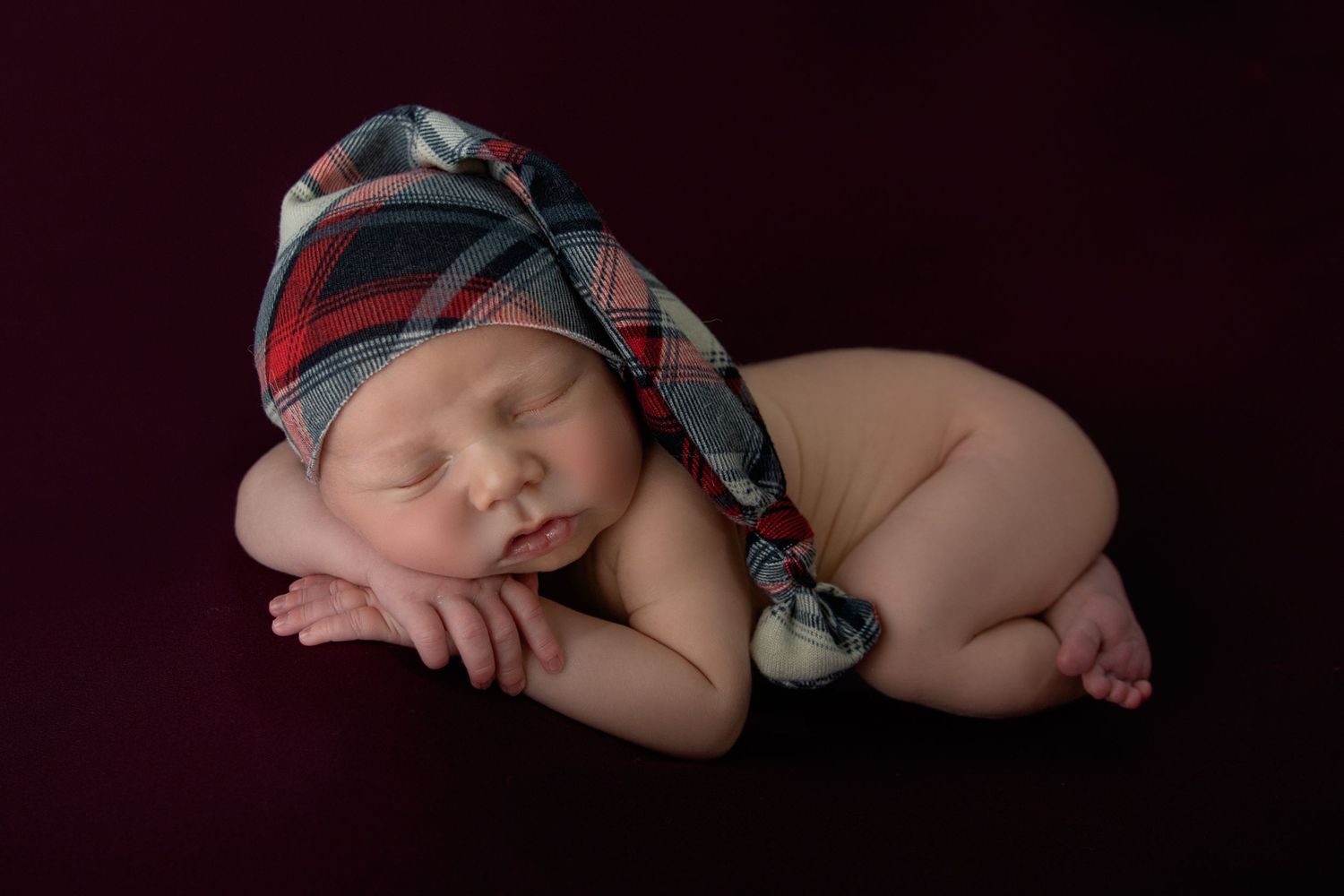 #newbornphotoshoot #wigannewbornphotoshoot #newbornphotographer #wigannewbornphotographer #northwestnewbornphotographer