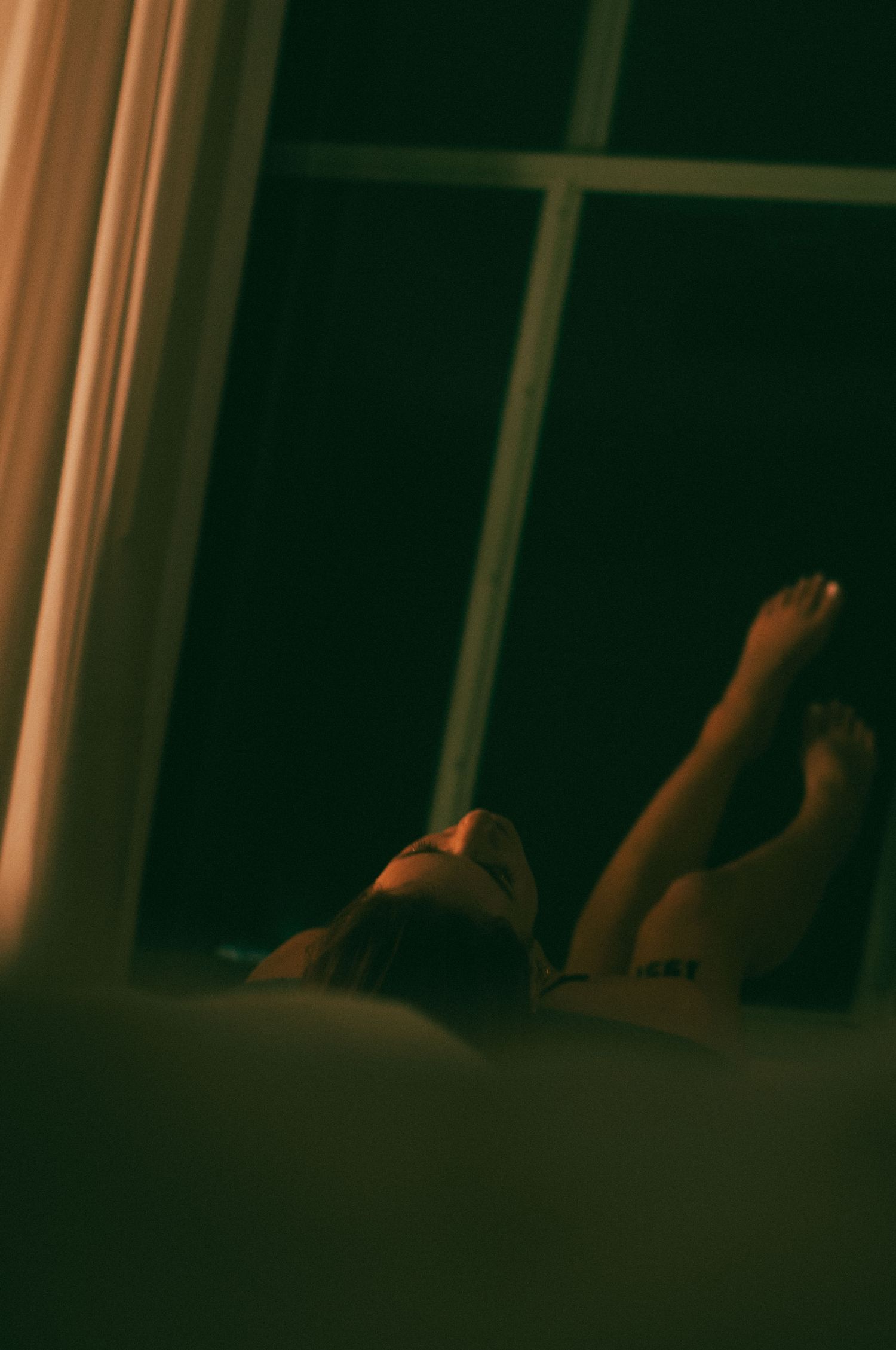 San Diego Boudoir Photography. Beautiful femme fatale. Marriott Hotel, Gaslamp Quarter. San DIego, CA