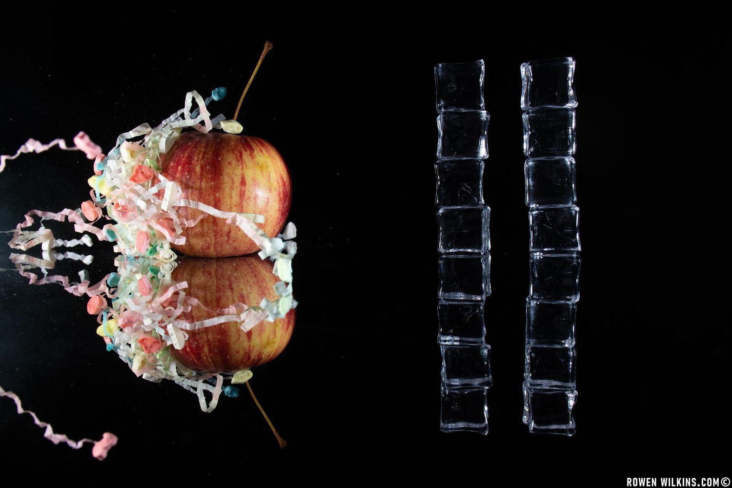 explosion Apple pause