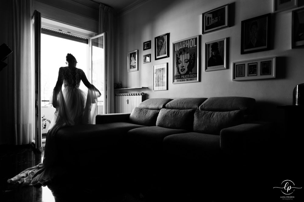 ritratto della sposa in bianco e nero
