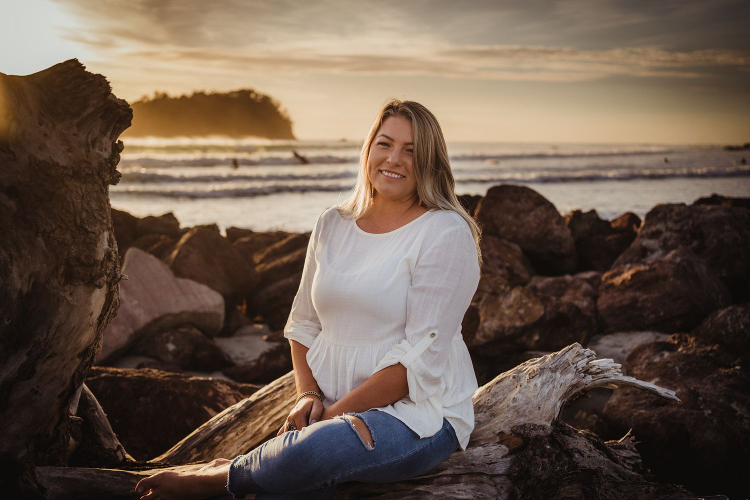 Sharnelle Lewis offers Reiki, sound healing, and transformational breathwork to restore balance, clear blockages, and support your journey